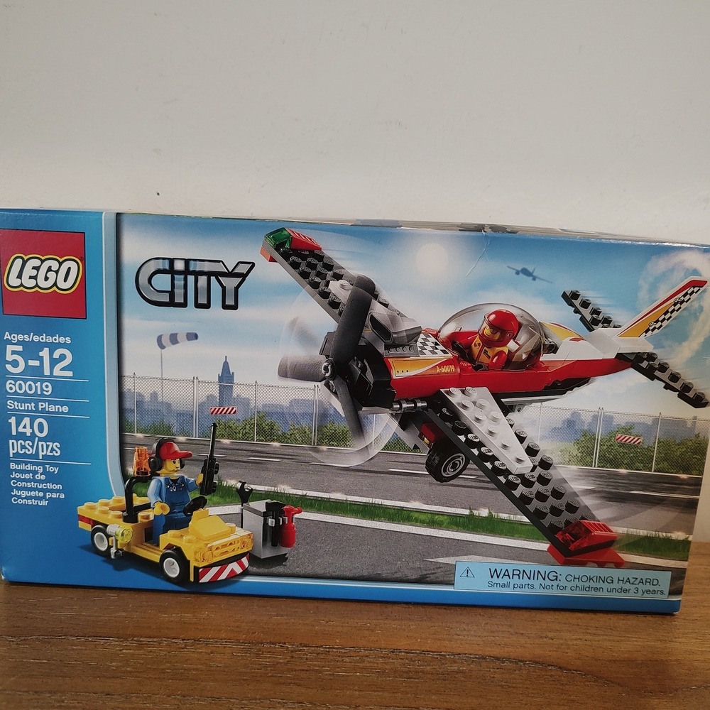 LEGO CITY: Stunt Plane (60019)-Brand New In Factory Sealed Box 140 Pieces
